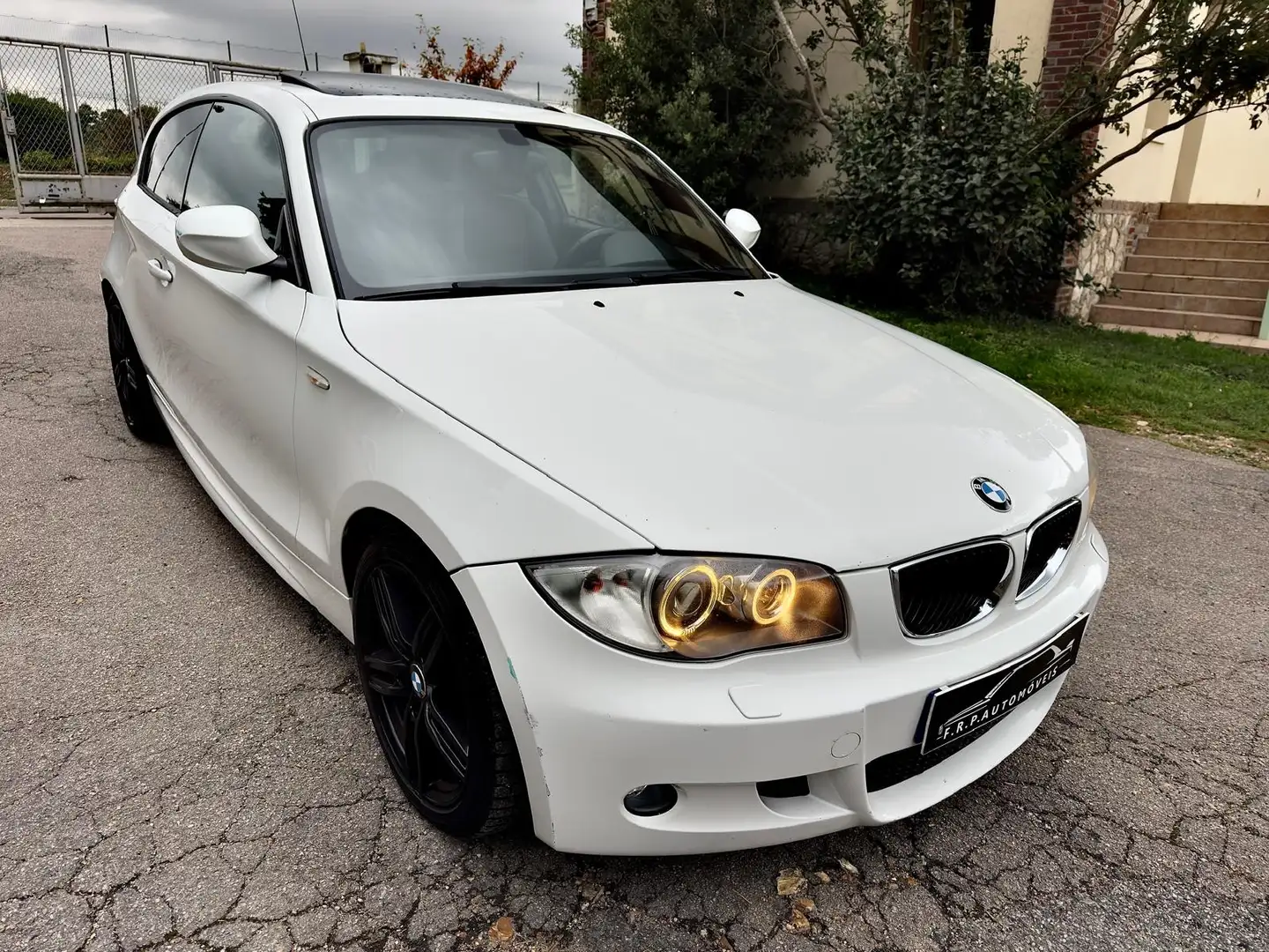 BMW 120 120d 177 ch Edition Sport A Blanc - 1