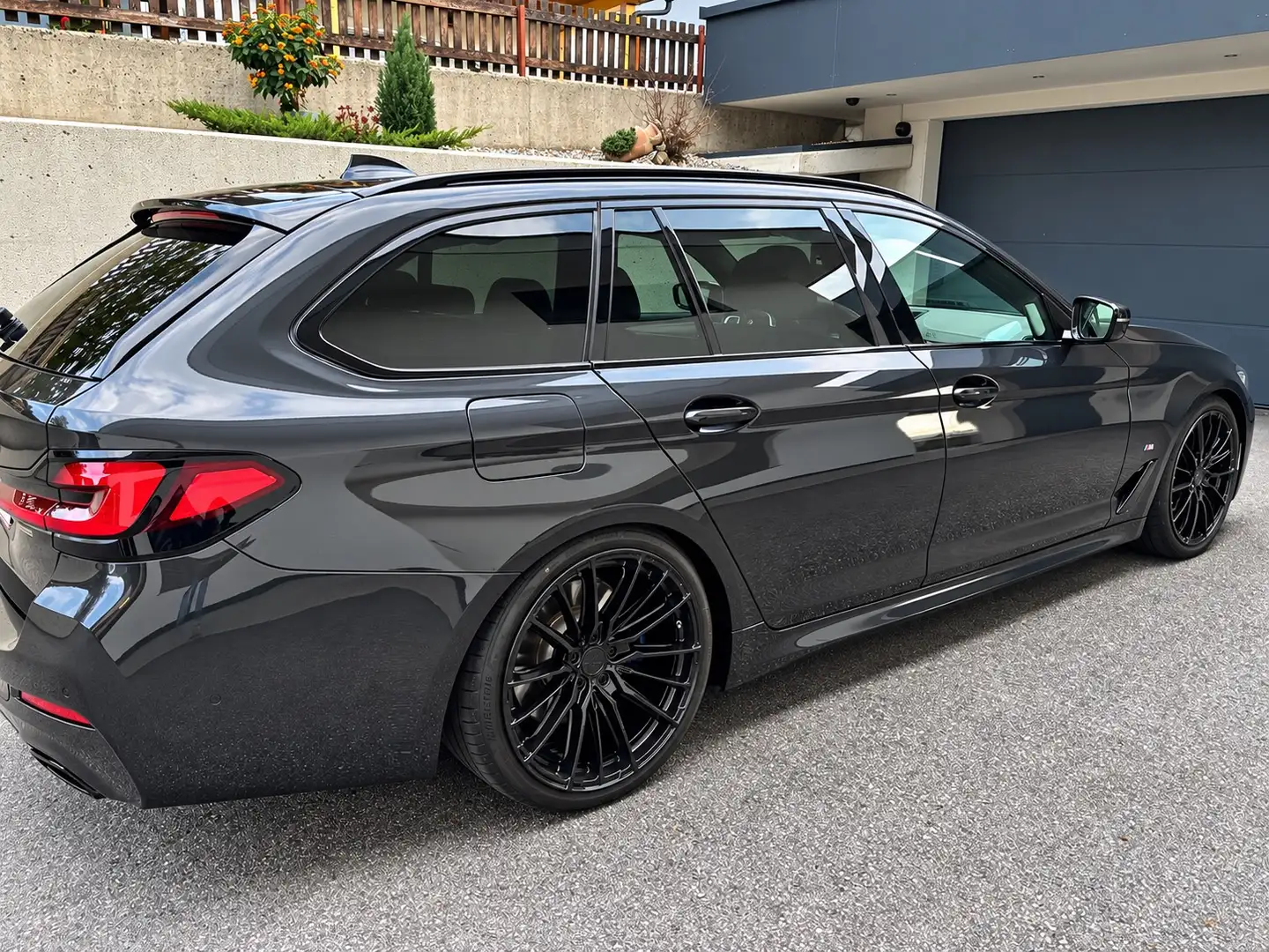 BMW 540 540i Touring LCI xDrive Aut. - 2