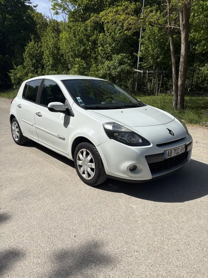 Renault Clio III dCi 85 eco2 Dynamique