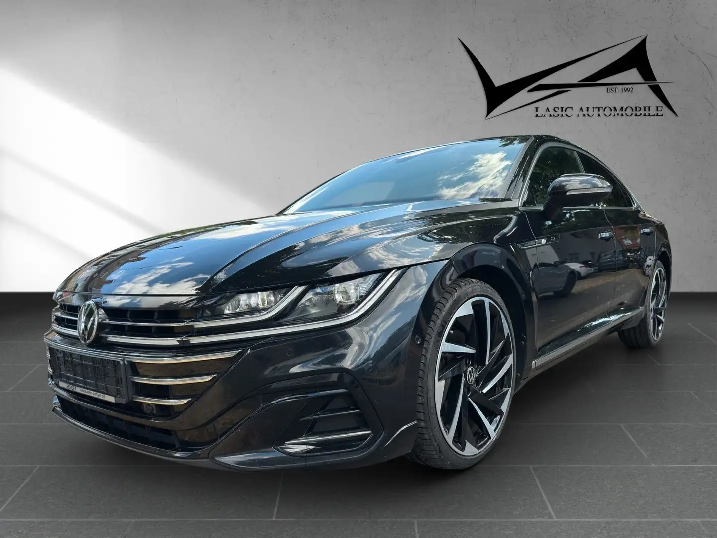 Volkswagen Arteon R-Line 4M Leder/Pano/STH./Kamera/AID Noir - 1