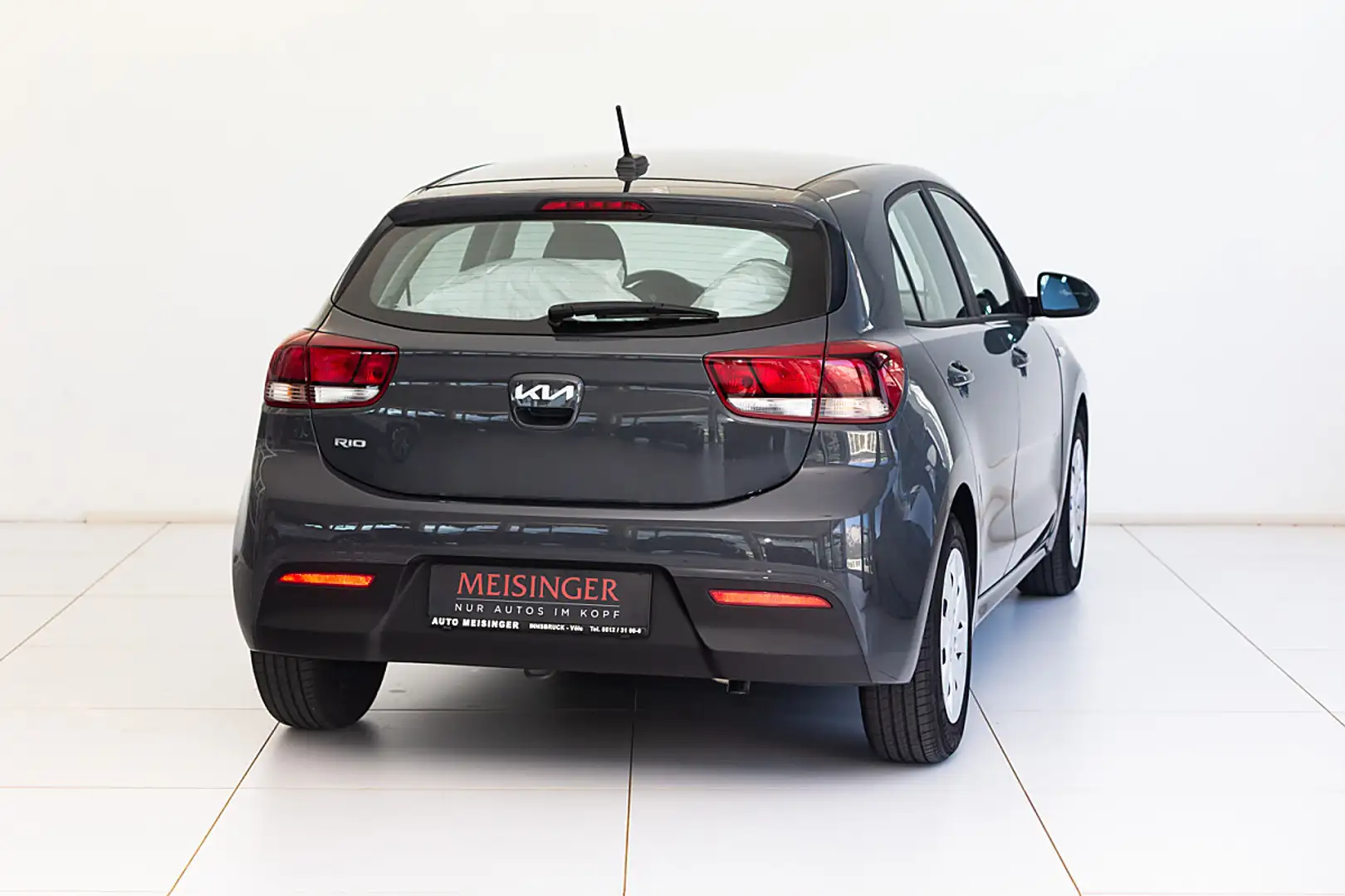 Kia Rio 1,2 DPI Titan ISG Grau - 2