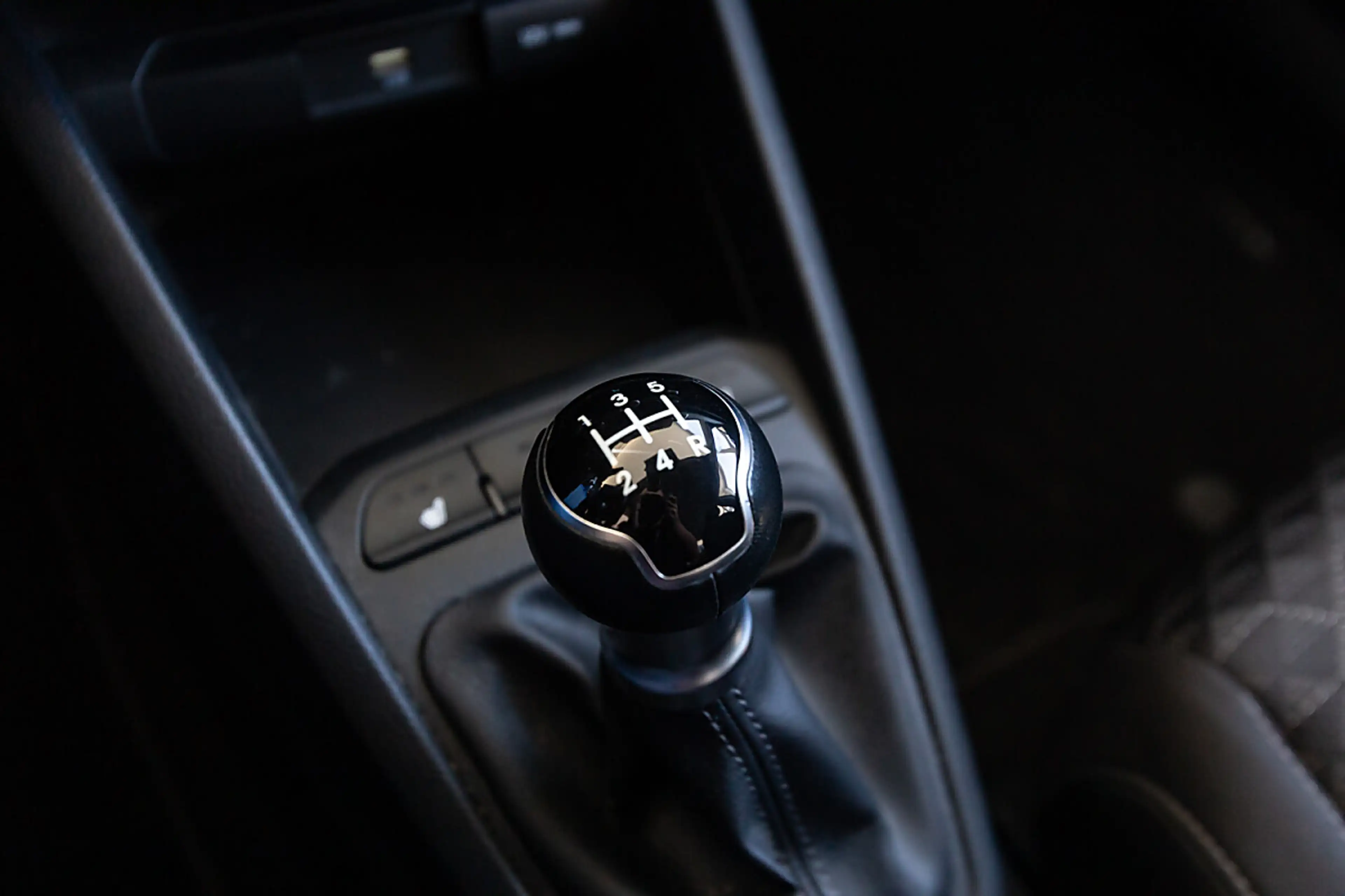 Kia Rio 1,2 DPI Titan ISG — photo 11