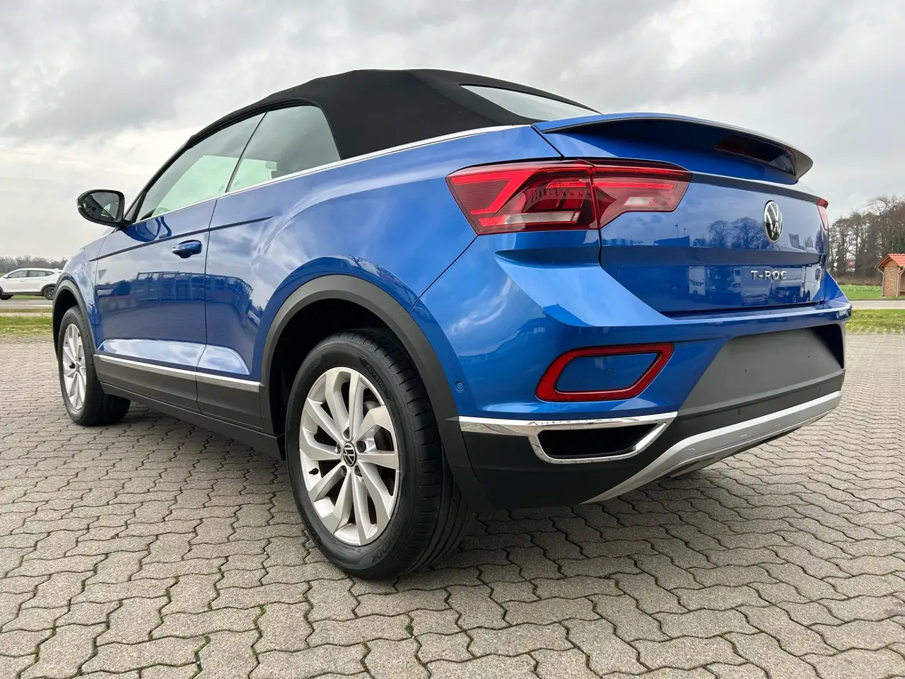 Volkswagen T-Roc Style Cabriolet 1.5 TSI / Windschott 16