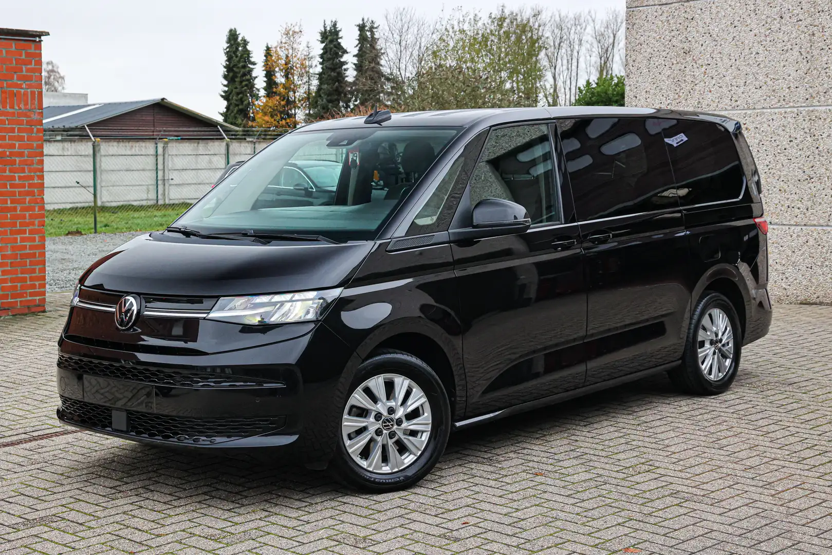 Volkswagen T7 Multivan 7-PLAATS*BTW-WAGEN*CAMERA*PLUG-IN-HYBRIDE*NAVIGATI Noir - 1