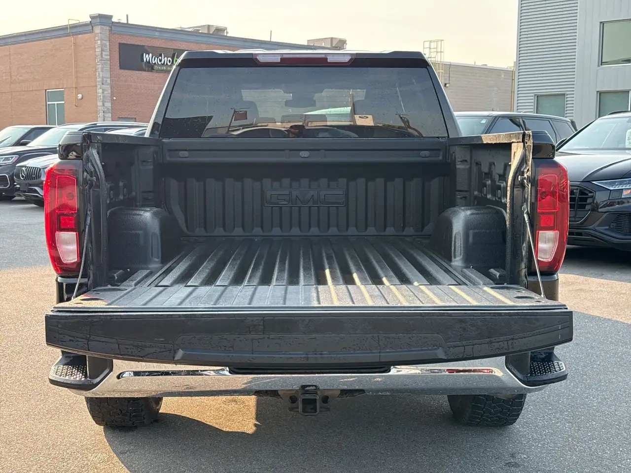 GMC Sierra 1500 photo GMC Sierra 1500