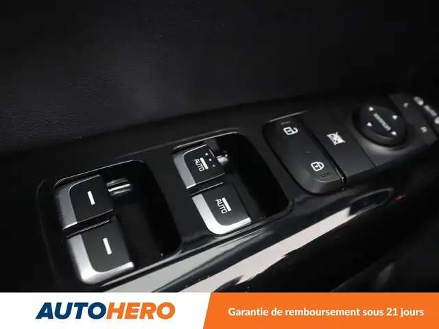 Kia Sportage view 28