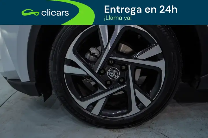 Toyota C-HR 2022, foto 11