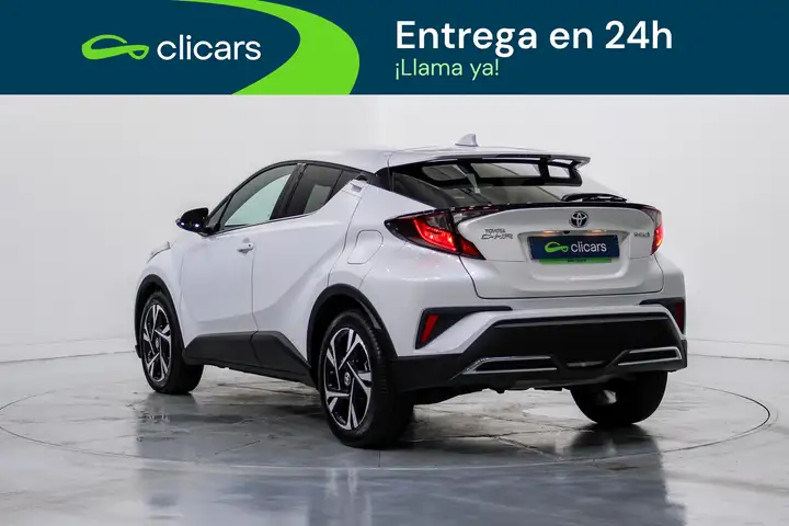 Toyota C-HR 2022, foto 9