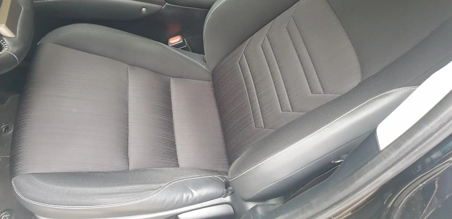 Lexus NX 300h Hybrid 4WD Executive Noir - 2