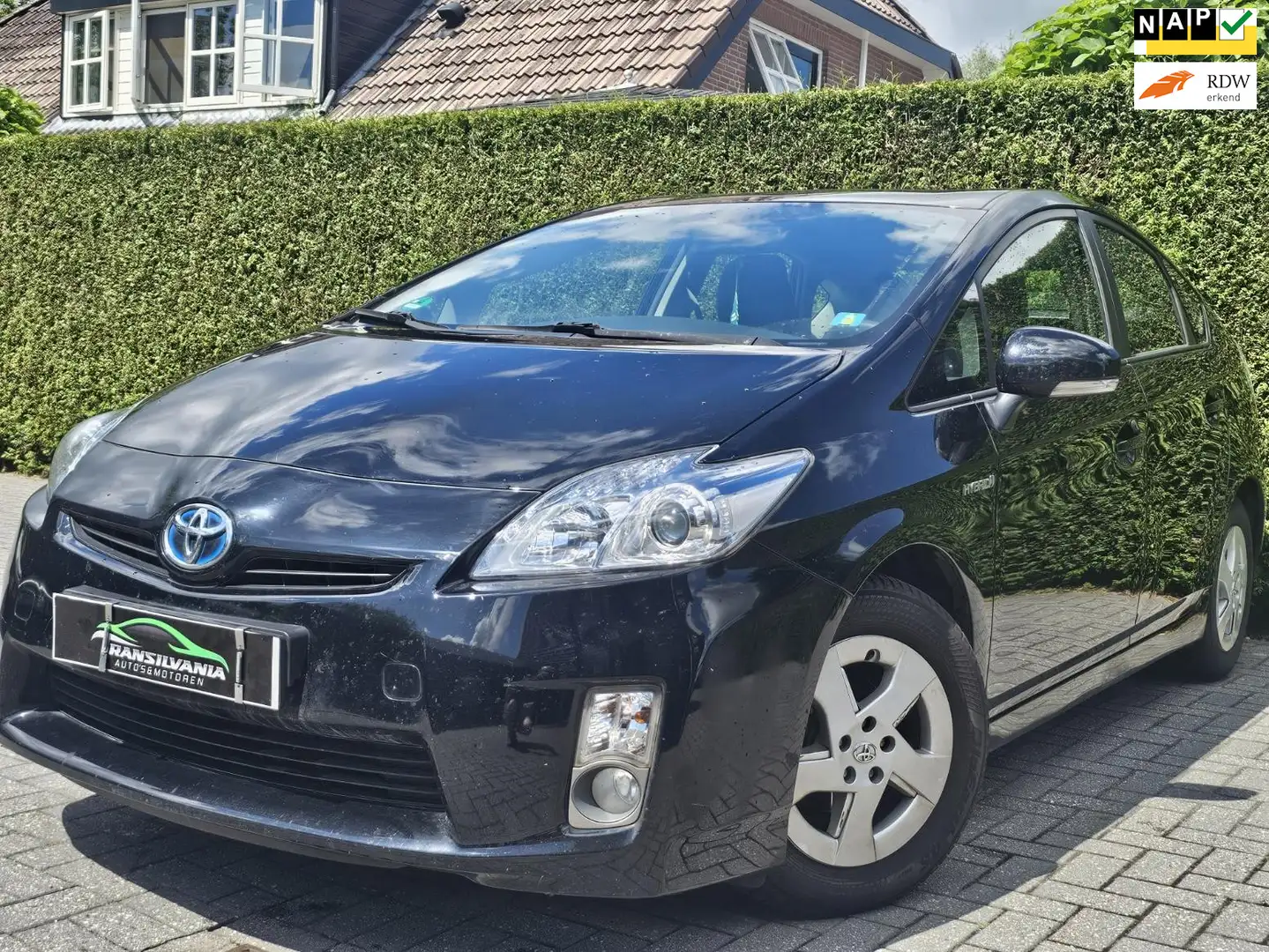 Toyota Prius 1.8 Comfort Zwart - 1