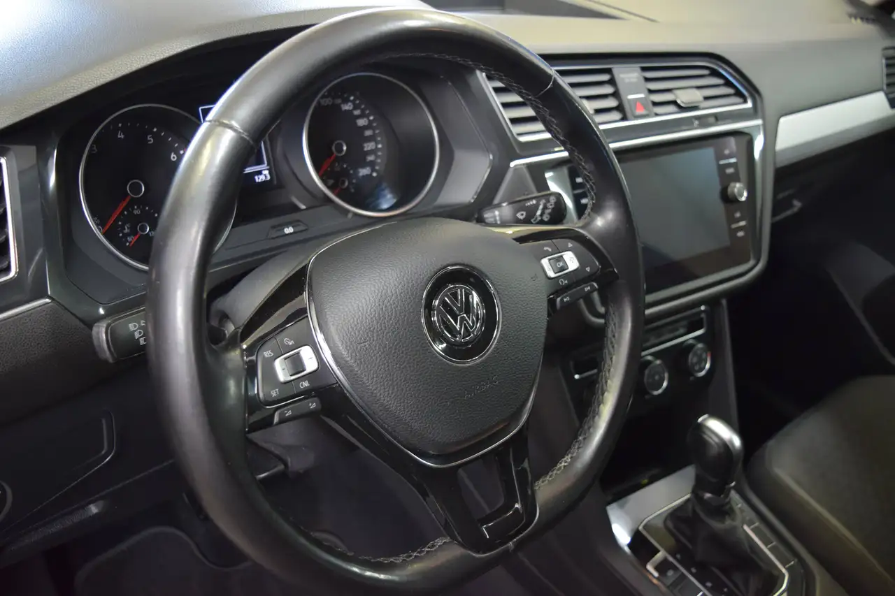 Volkswagen Tiguan снимка Volkswagen Tiguan