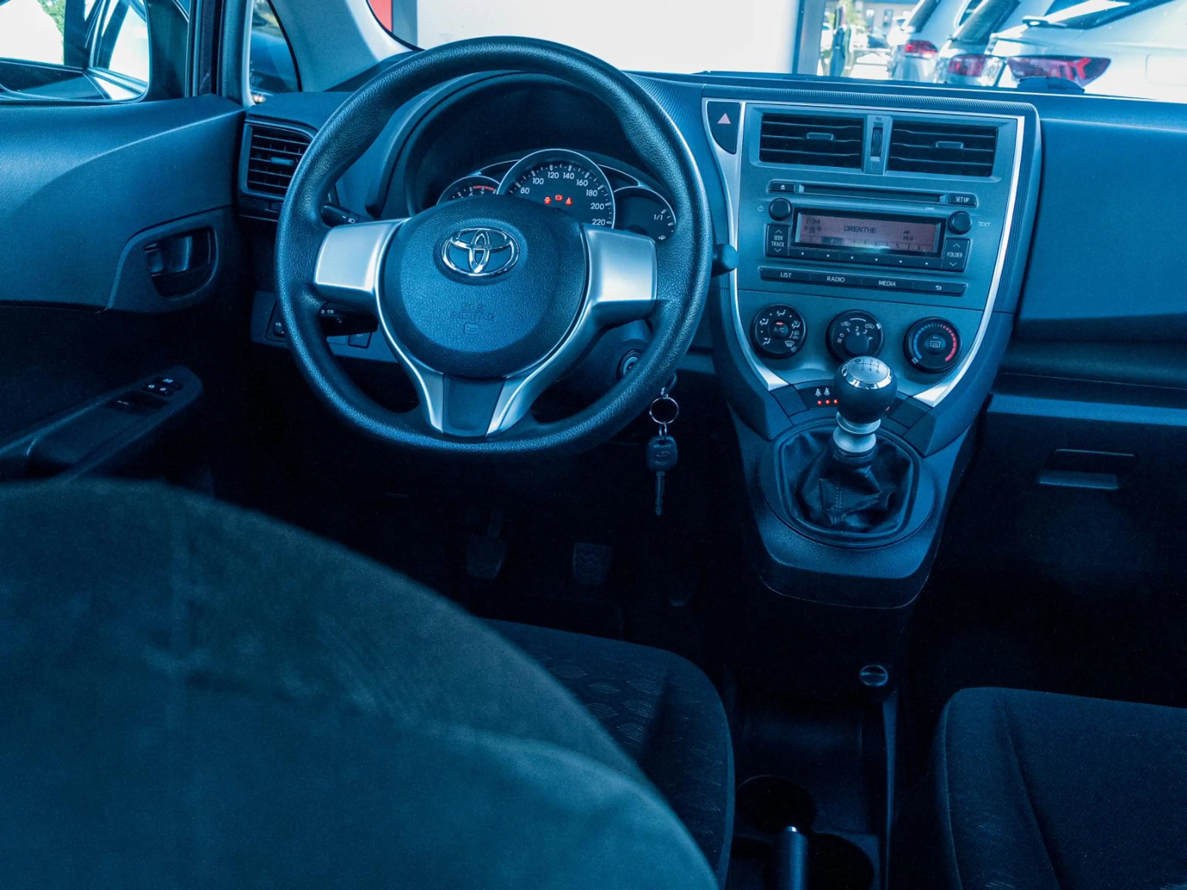 Toyota Verso-S 1.3 VVT-i Comfort Plus | Trekhaak | Airco | Cruise — photo 37