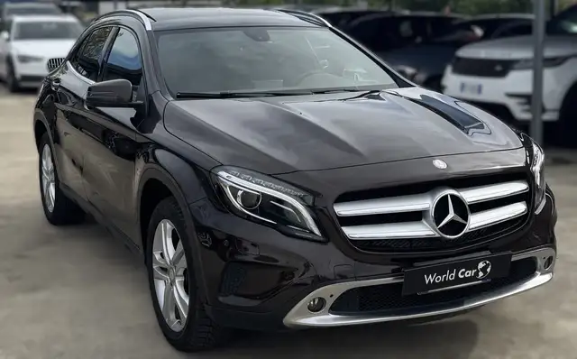 Mercedes-Benz GLA 200 GLA 200 d (cdi) Premium auto