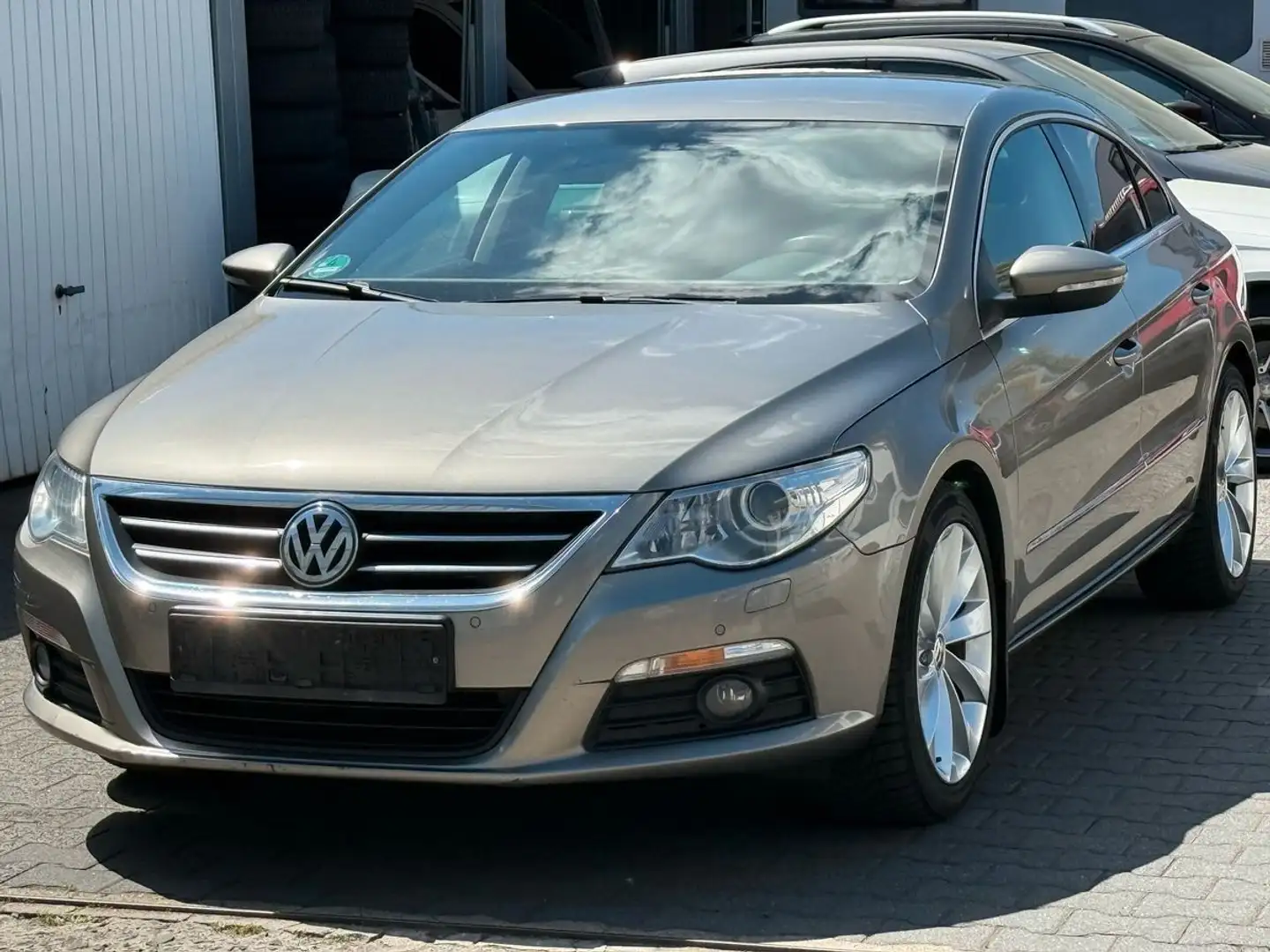 Volkswagen Passat CC 2.0 TDI Leder Xenon PDC Marrón - 1