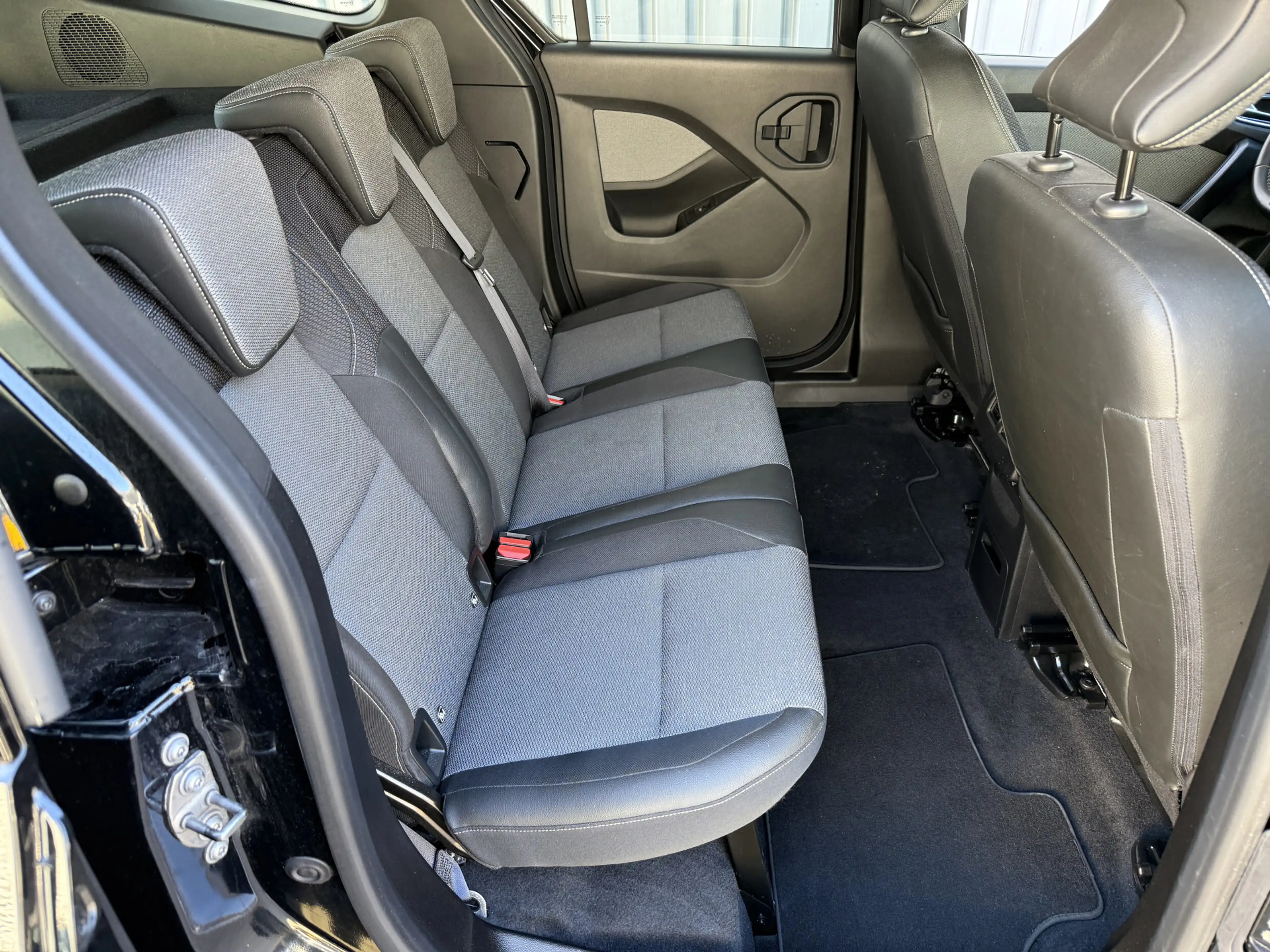 Renault Kangoo 1.3 TCe Navi Camera Pdc Keyless — photo 24