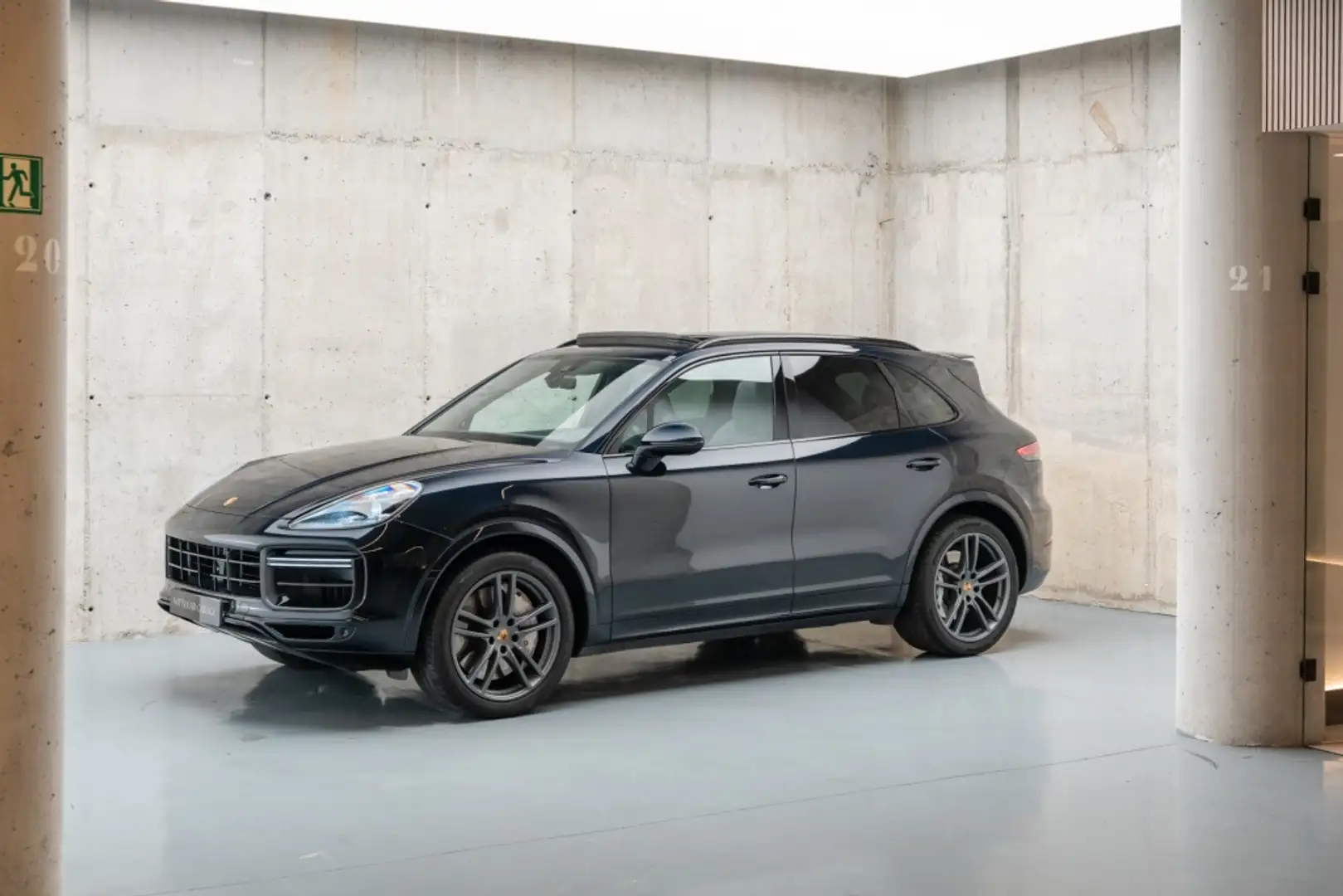 Porsche Cayenne Turbo Aut. - 2