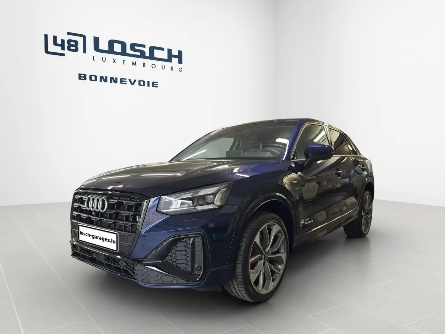 Audi Q2 S line Bleu - 1