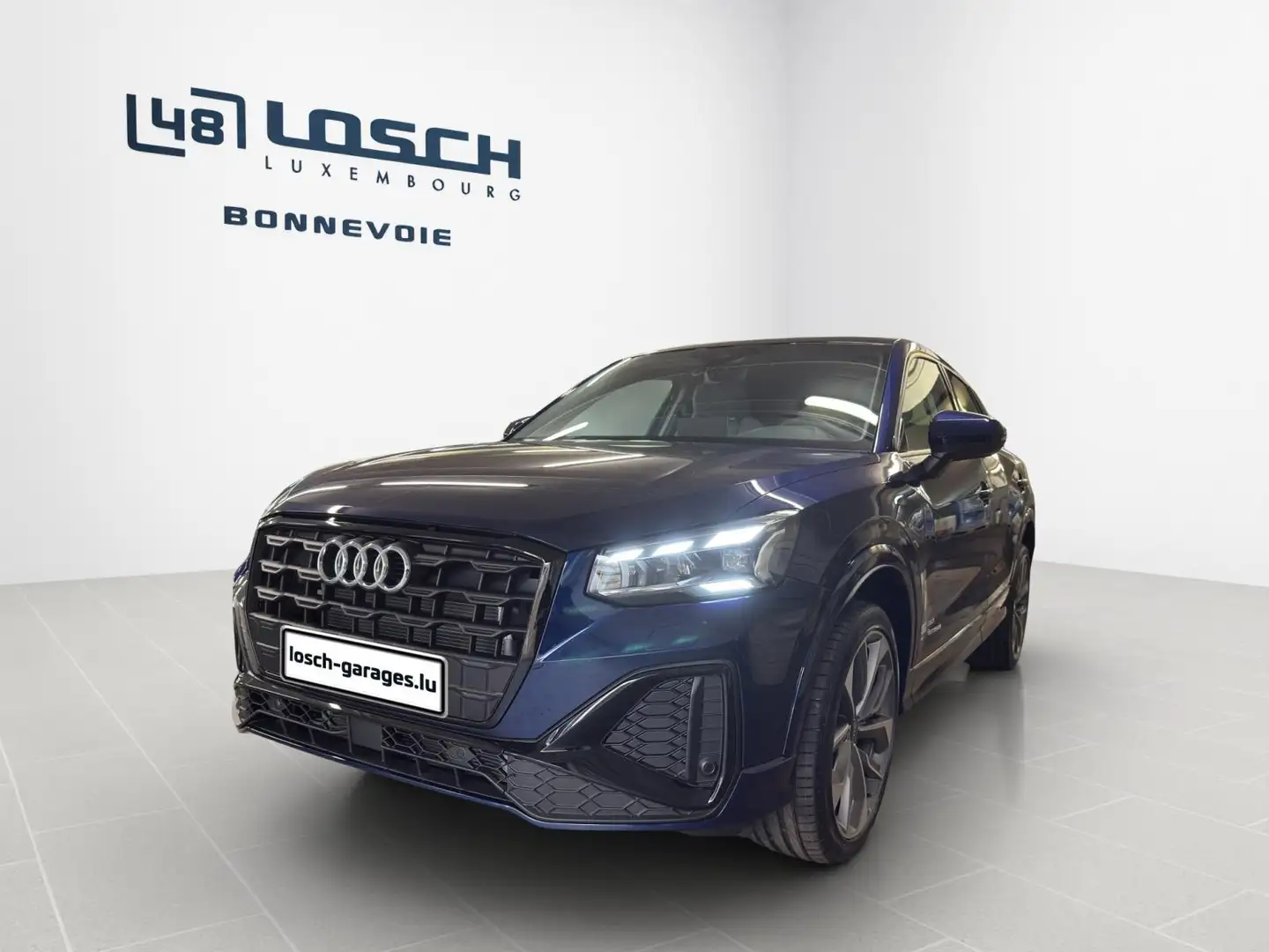 Audi Q2 S line Bleu - 2
