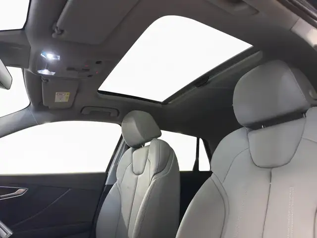 Audi Q2 view 15