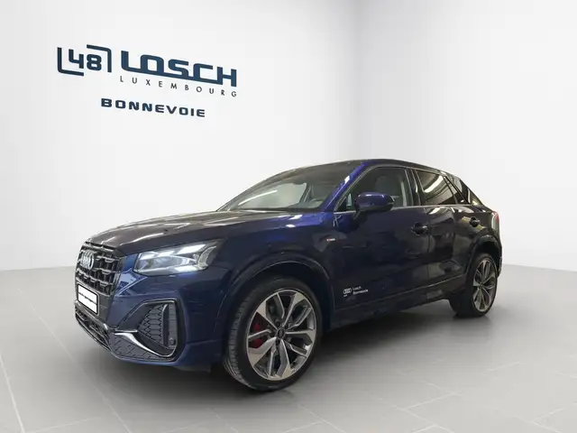 Audi Q2 view 3
