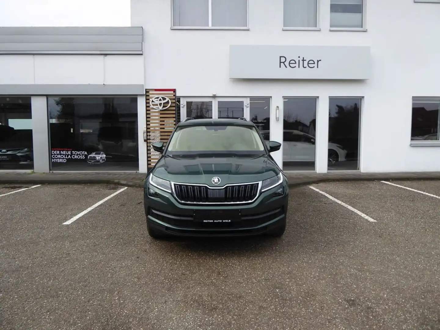 Skoda Kodiaq 2,0 TDI DSG *7-SITZE*LED*KAMERA*SHZ* Vert - 1