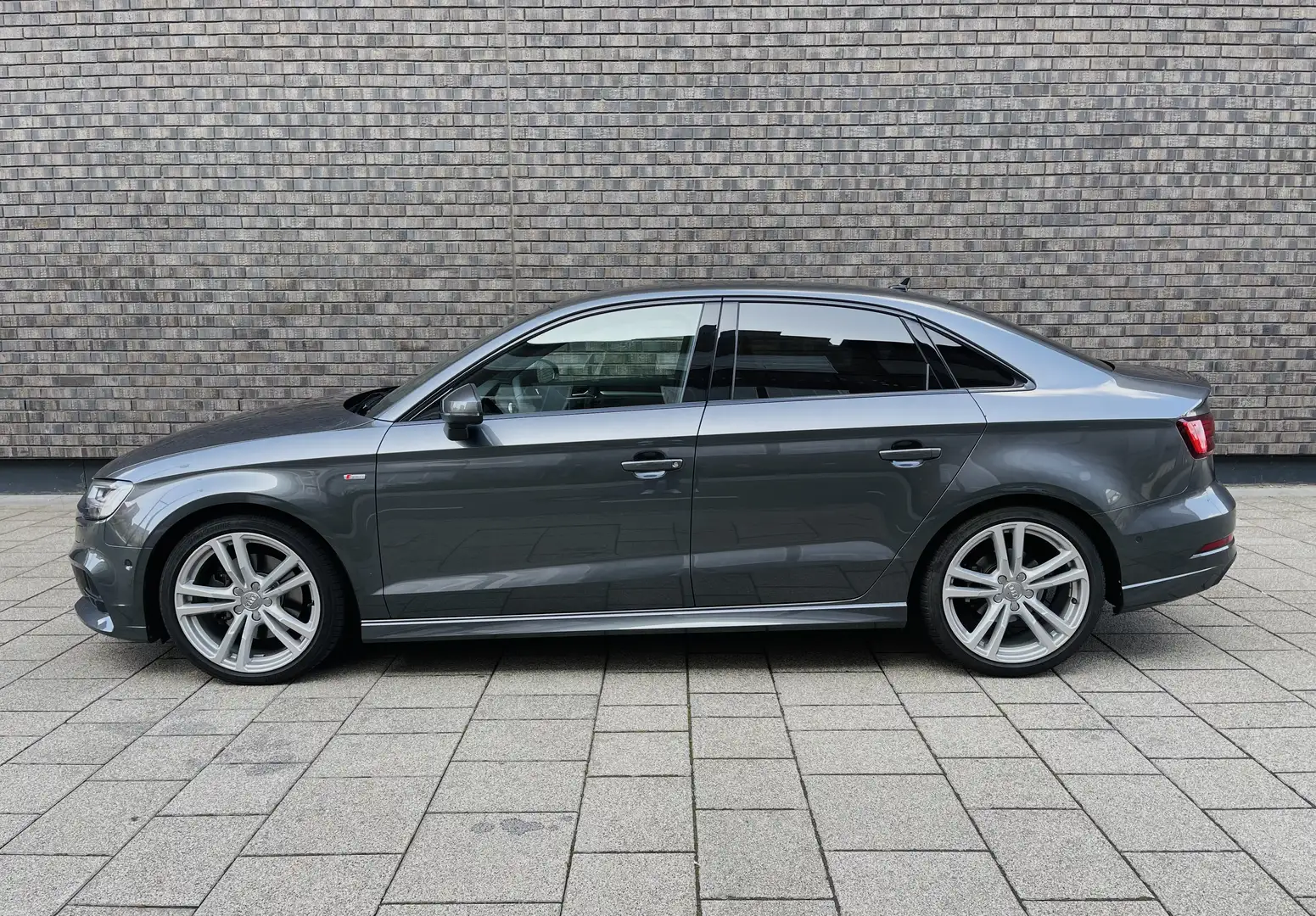 Audi A3 35 TDI Limousine S tronic 3x S-line - 2