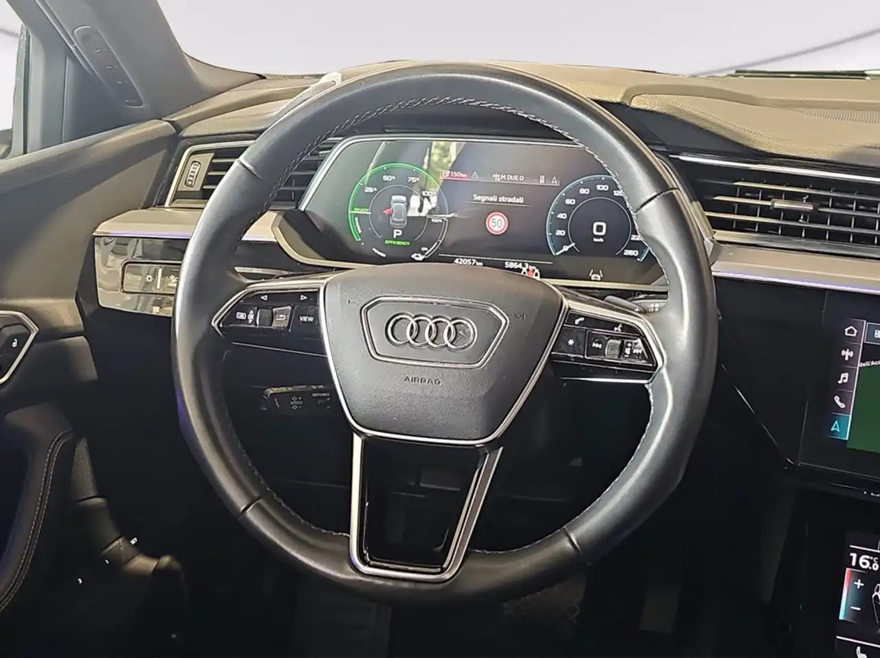 Audi Q8 e-tron 55 s line edition quattro 7