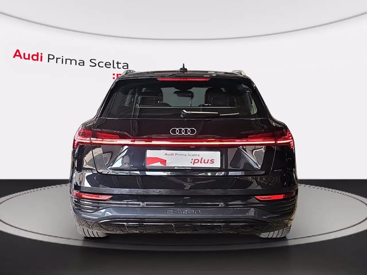 Audi Q8 e-tron 55 s line edition quattro 5