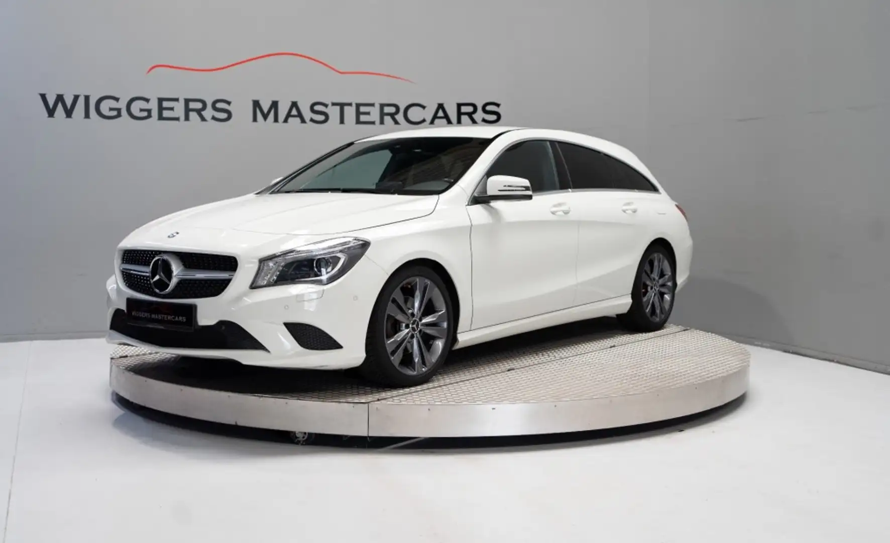 Mercedes-Benz CLA 180 Shooting brake 180 AMBITION Automaat, Cruise C, Pa Wit - 1