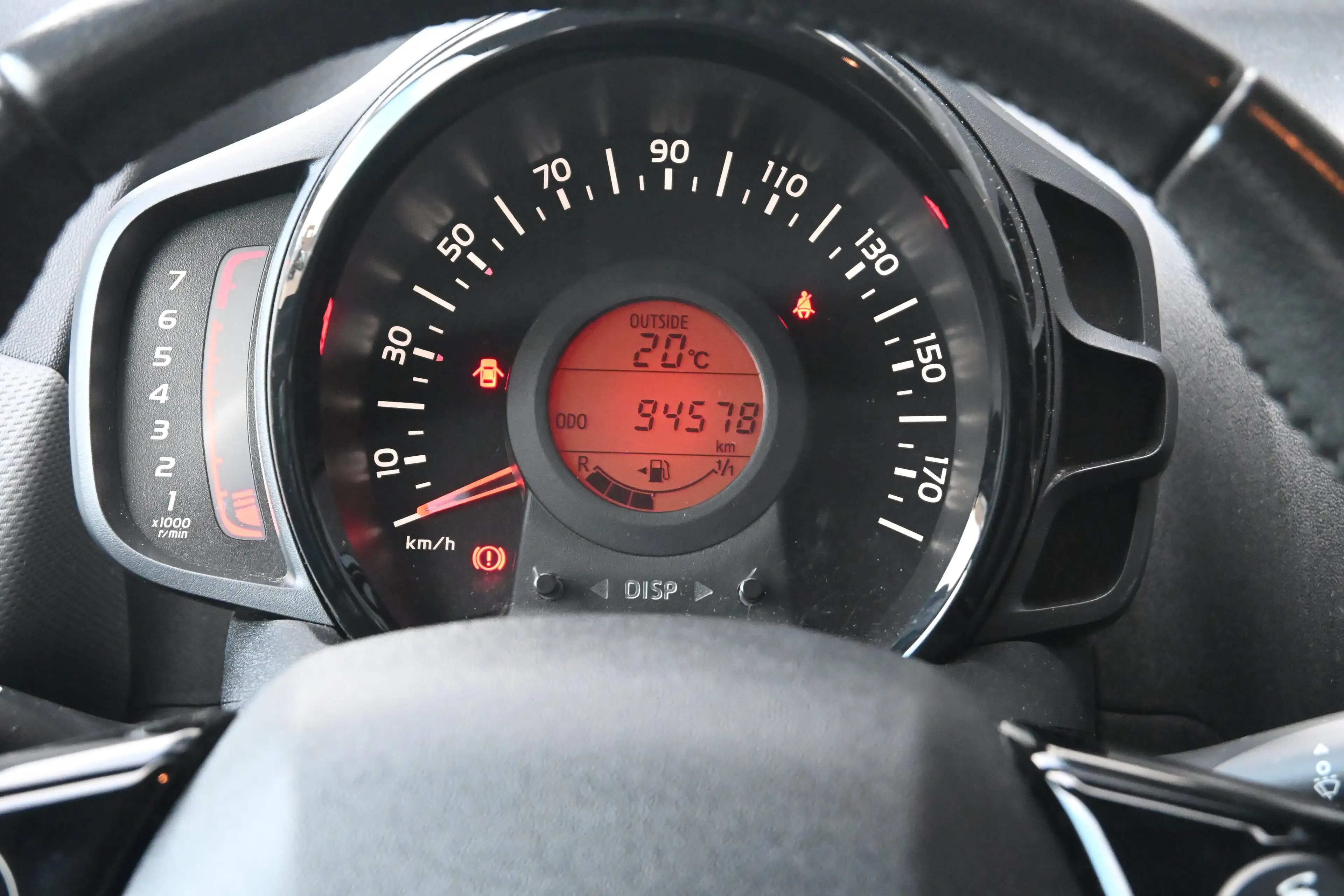 Peugeot 108 1.0 e-VTi Blue Lease Executive | Navi by app | Air — photo 14