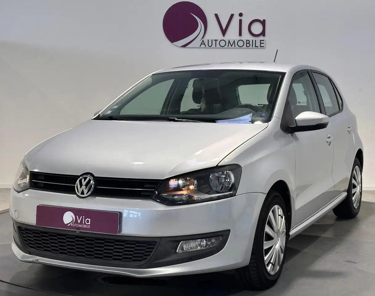 Volkswagen Polo VOLKSWAGEN POLO 1.2 70 Confortline 1ere 