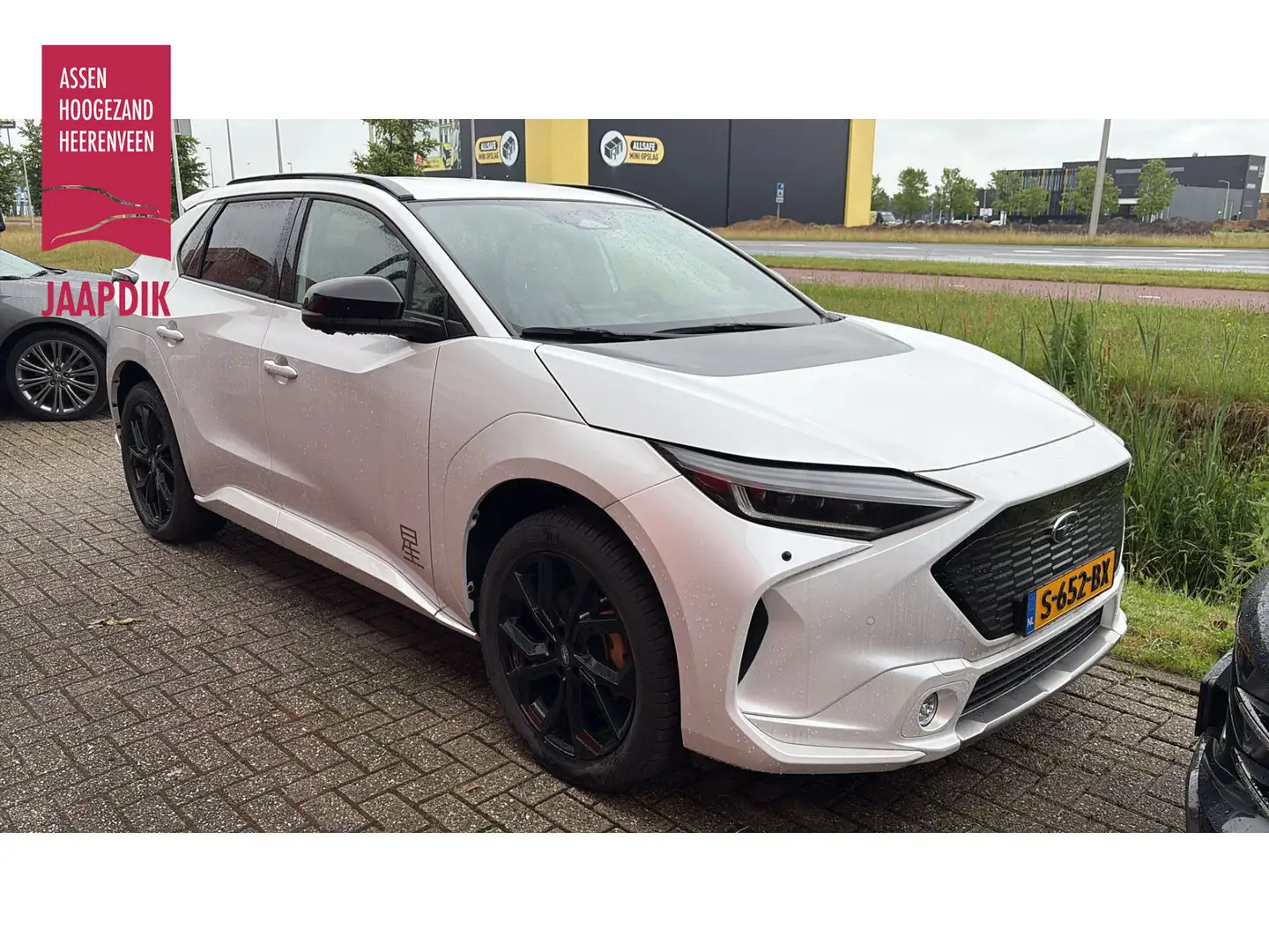 Subaru Solterra BWJ 2025 71 kWh 218 PK NIEUWE AUTO NIEUW BINNEN! Wit - 1