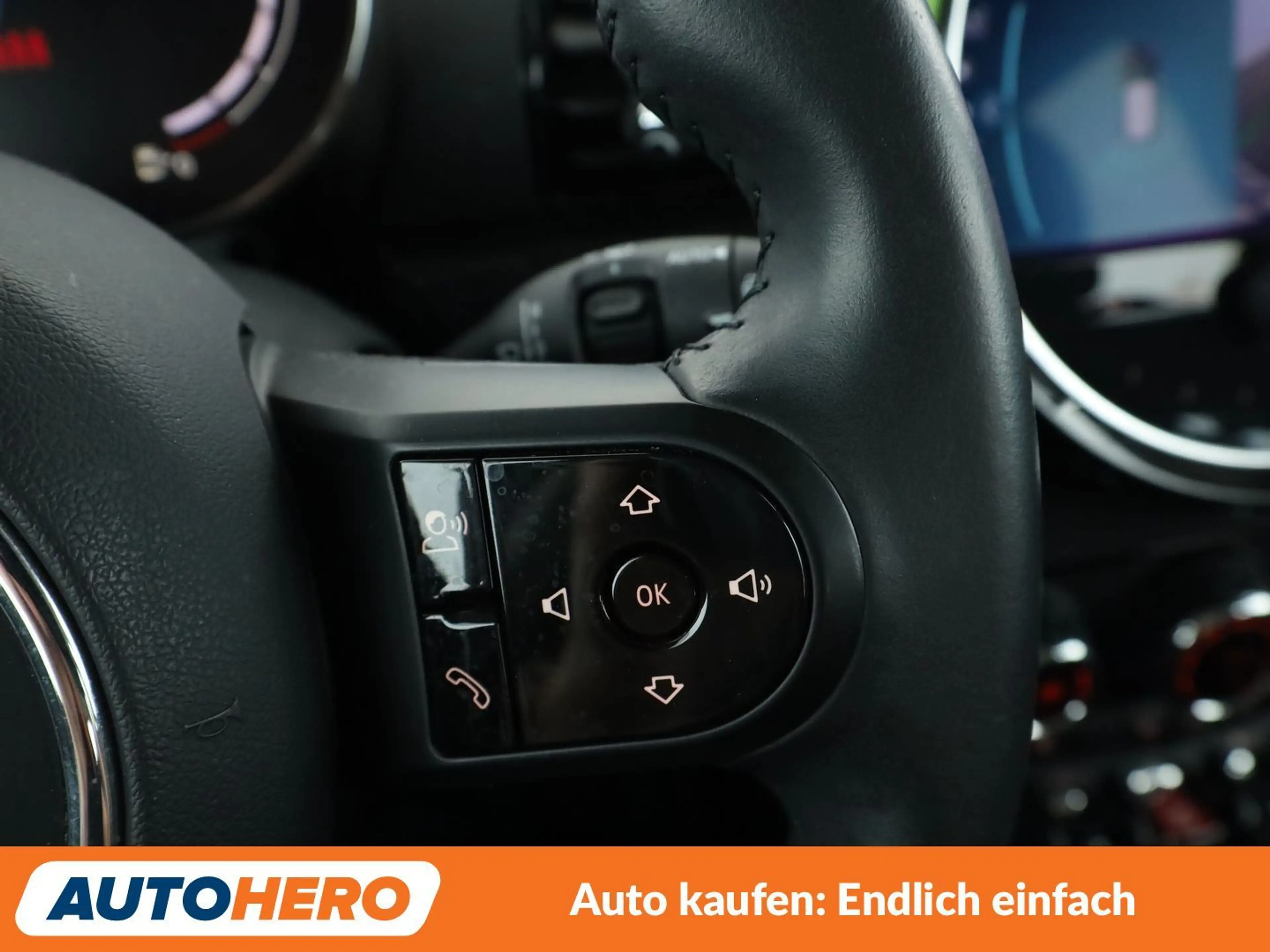 MINI Cooper Clubman Cooper Classic Trim Aut.*NAVI*LED*TEMPO*CAM*PDC* — photo 28