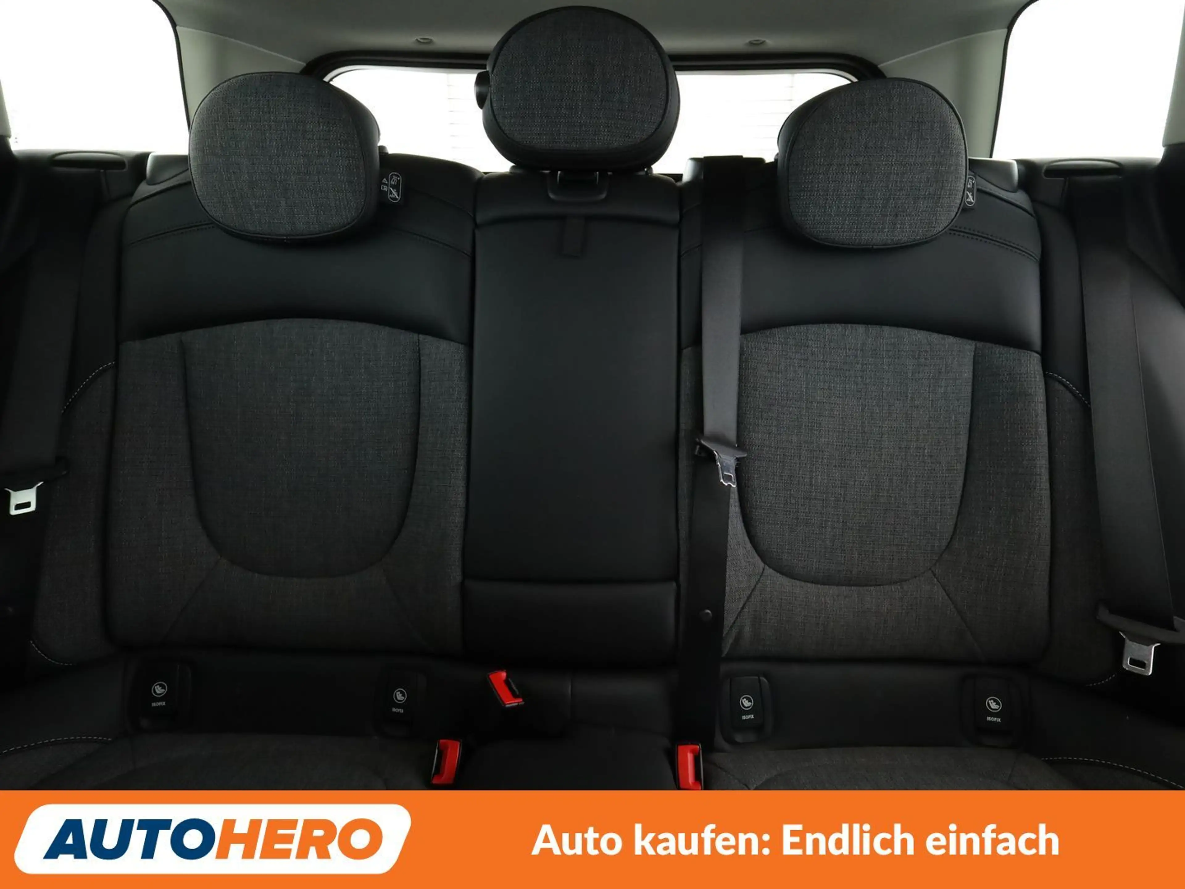 MINI Cooper Clubman Cooper Classic Trim Aut.*NAVI*LED*TEMPO*CAM*PDC* — photo 15