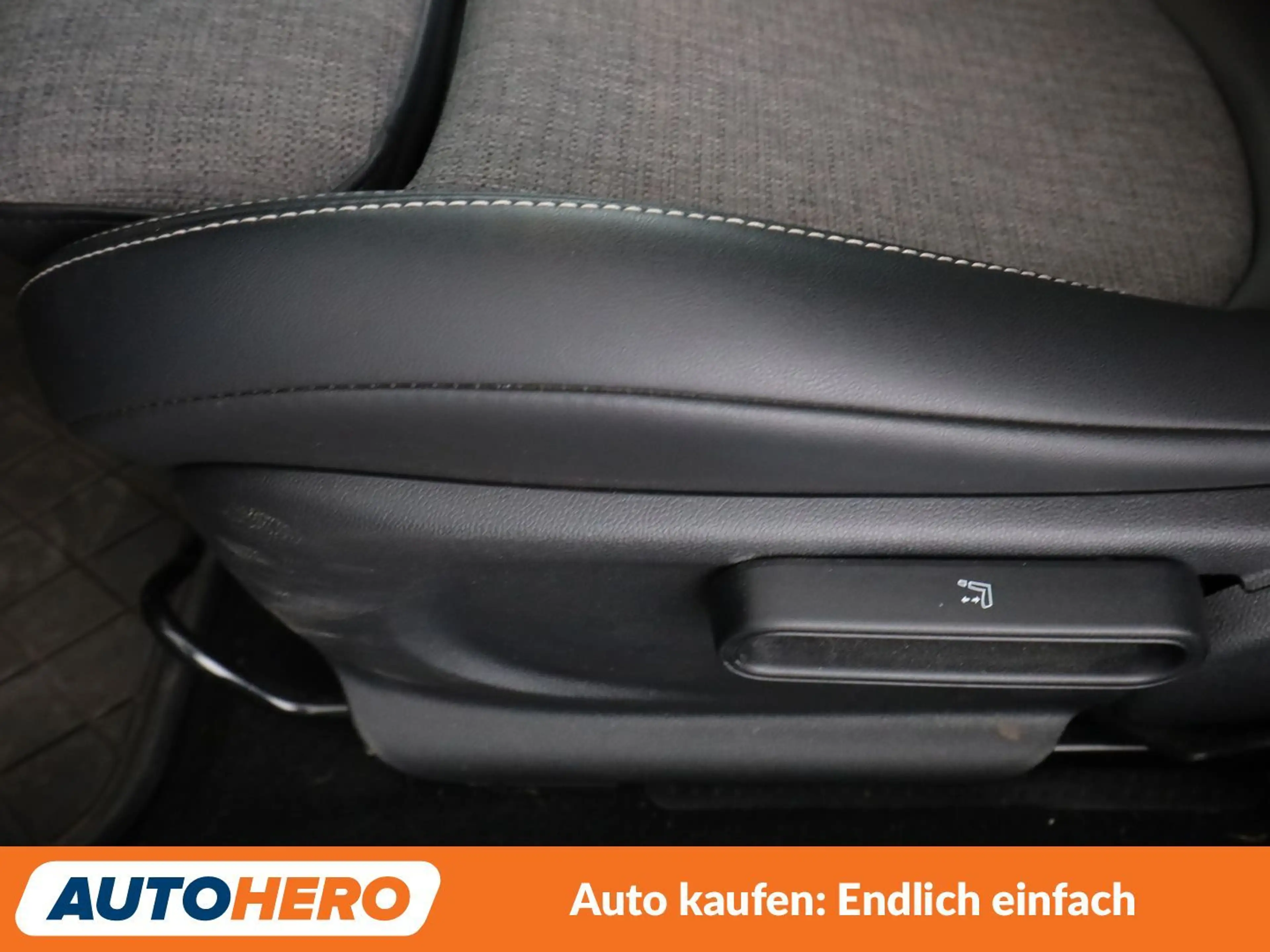 MINI Cooper Clubman Cooper Classic Trim Aut.*NAVI*LED*TEMPO*CAM*PDC* — photo 31