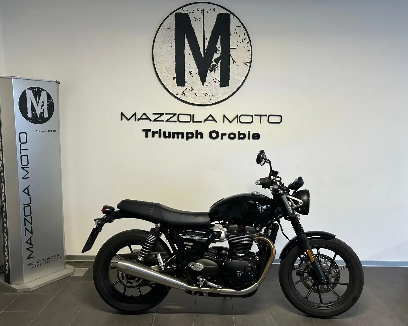 Triumph Speed Twin 900 Nero - 1