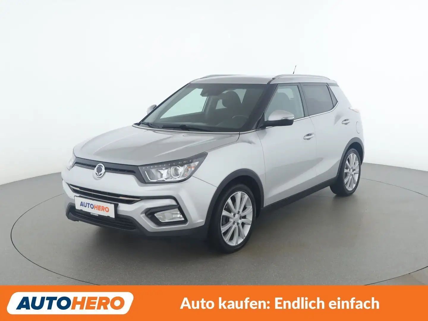 SsangYong Tivoli 1.6 Be 4x2 Grau - 1