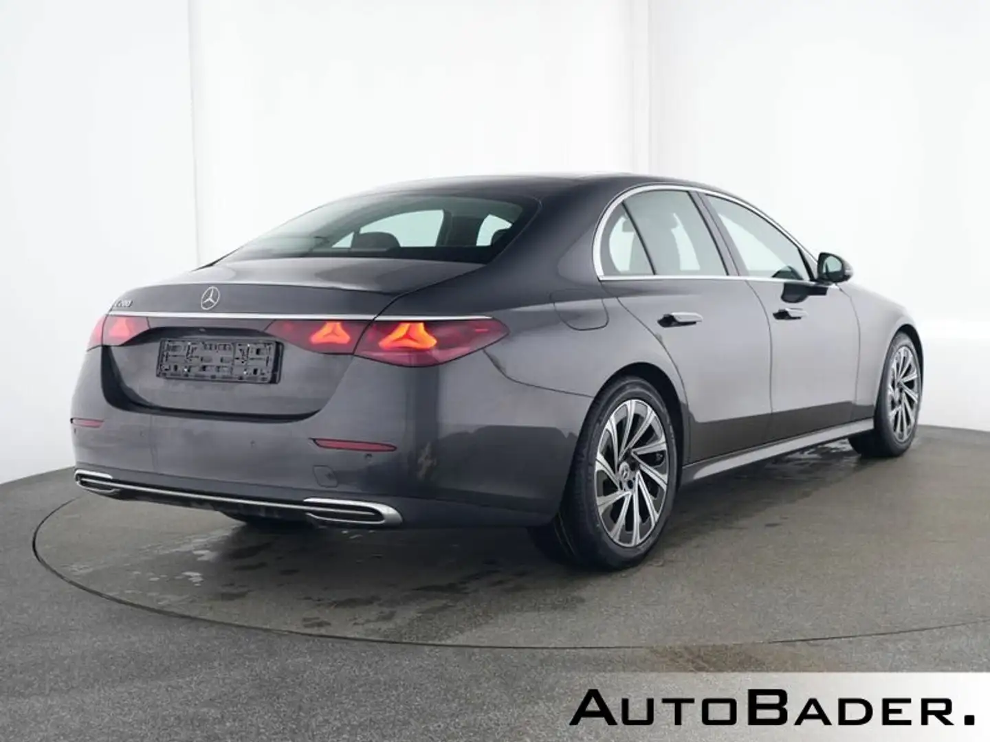 Mercedes-Benz E 200 E 200 AVANTGARDE Advanced PSD DISTR RFK 19" KeyG Gris - 2