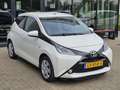 Toyota Aygo 1.0 VVT-i x-play Automaat Cam NL-auto NAP Wit - thumbnail 4