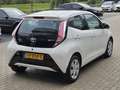 Toyota Aygo 1.0 VVT-i x-play Automaat Cam NL-auto NAP Wit - thumbnail 6