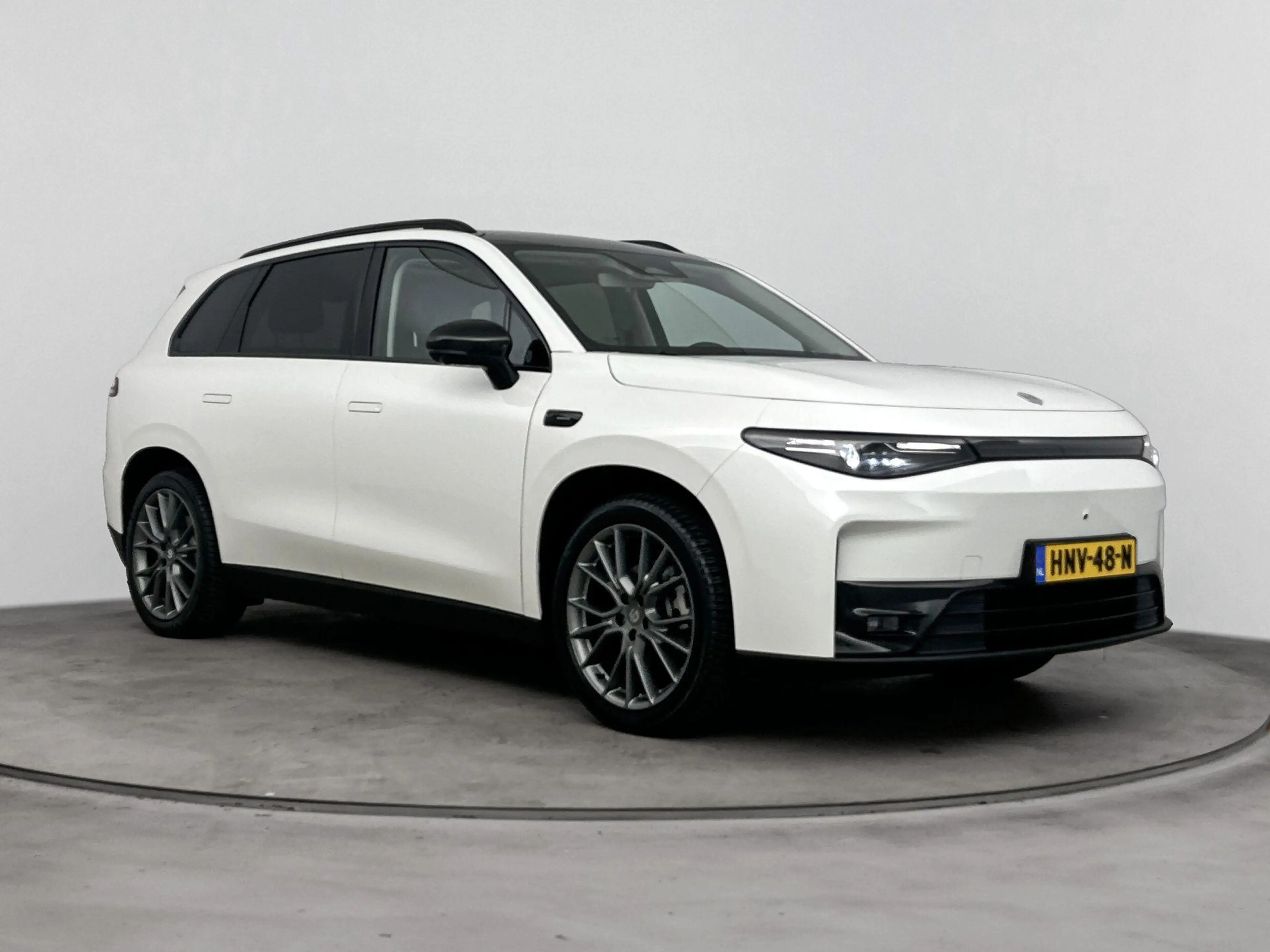 Leapmotor C10 Design 69.9 kWh | 1ste eigenaar | Glazen dak | LEE — photo 12