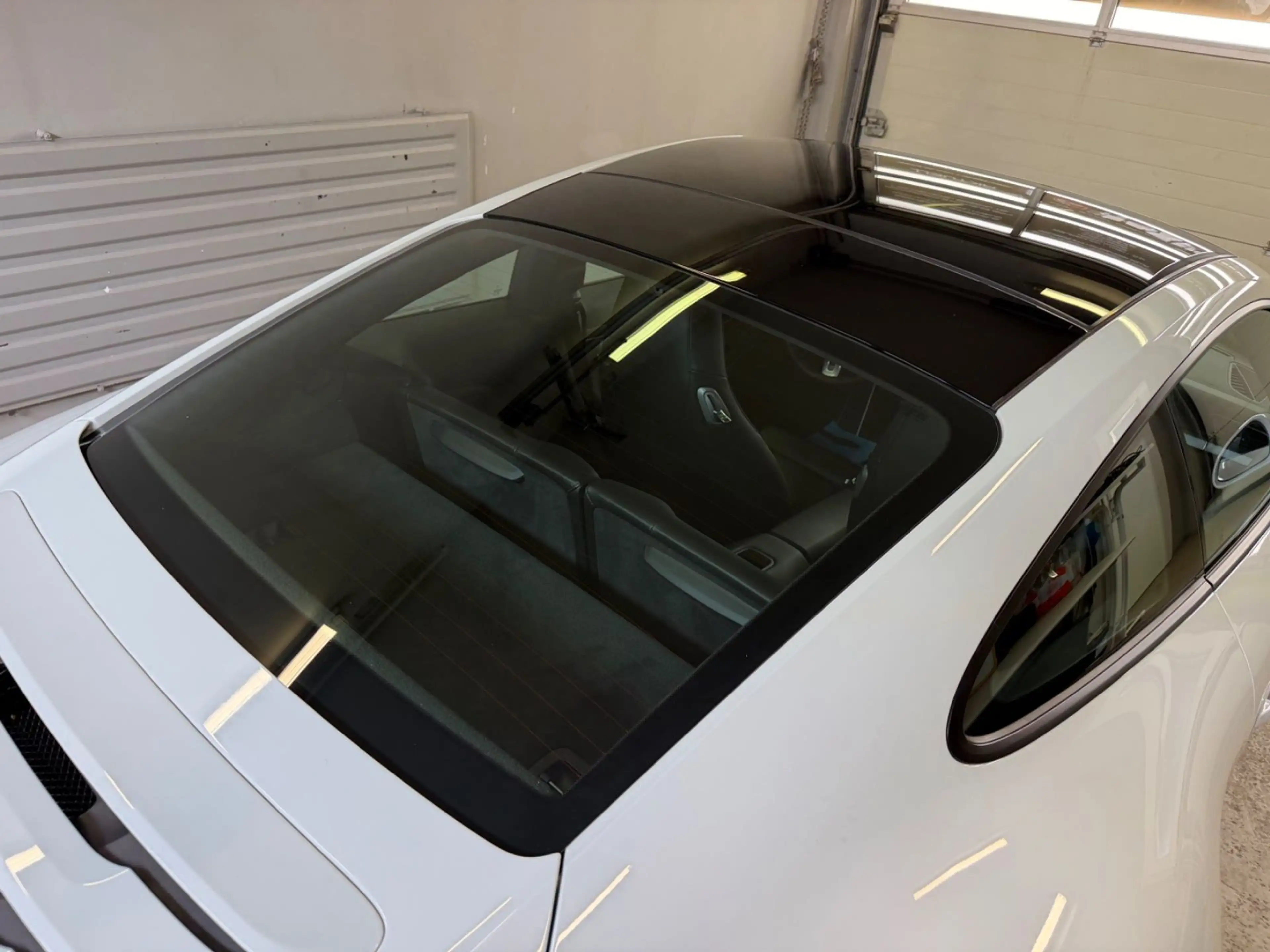 Porsche 911 Carrera 4 Automatik Schiebedach 1.Hd 33.TKM — photo 2