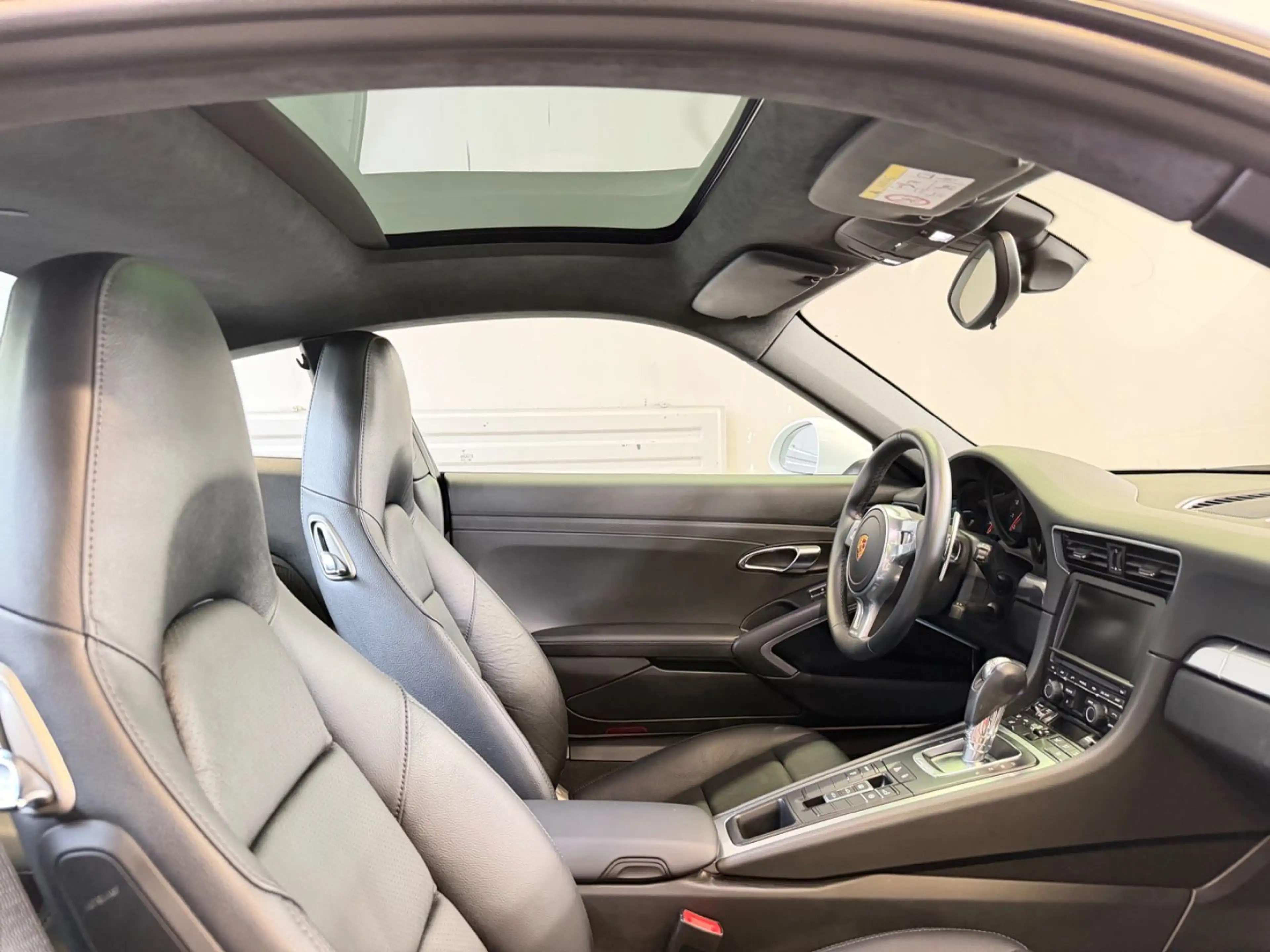 Porsche 911 Carrera 4 Automatik Schiebedach 1.Hd 33.TKM — photo 13