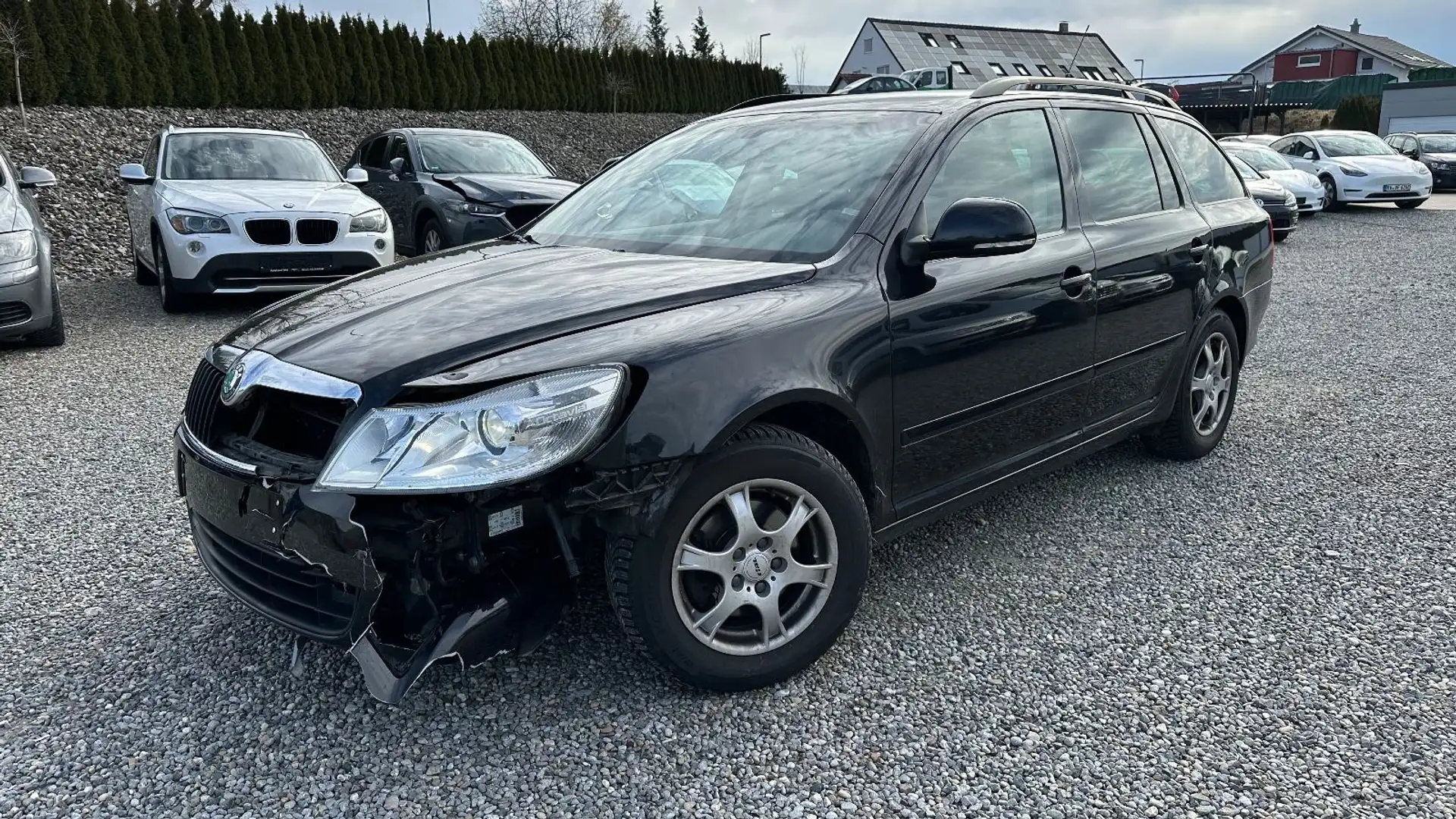 Skoda Octavia 1.8   Navi Xenon AHK PDC Zwart - 1