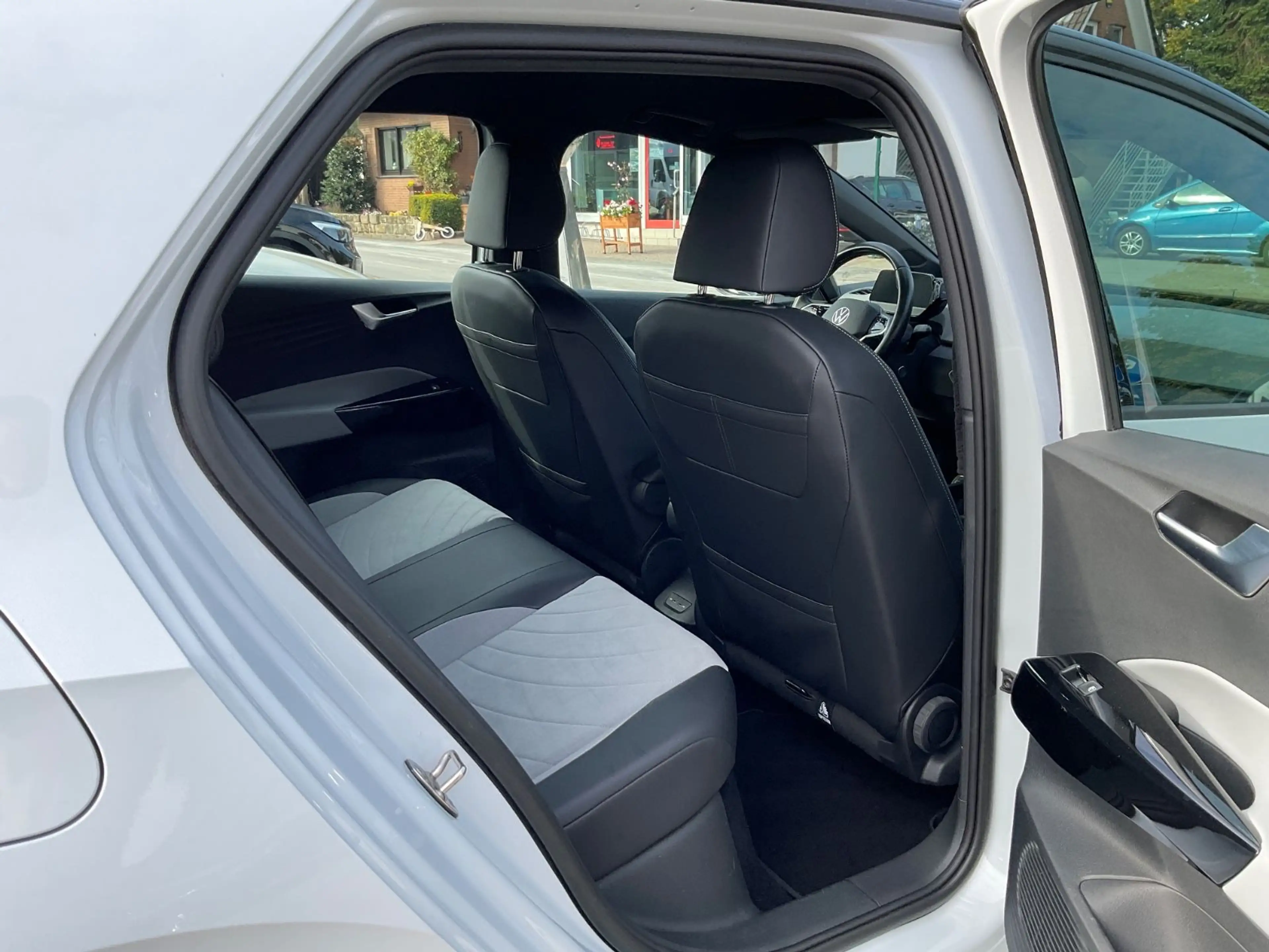 Volkswagen ID.3 Pro 62kWh,Navi,Sitzheizung,Carplay,ACC — photo 12