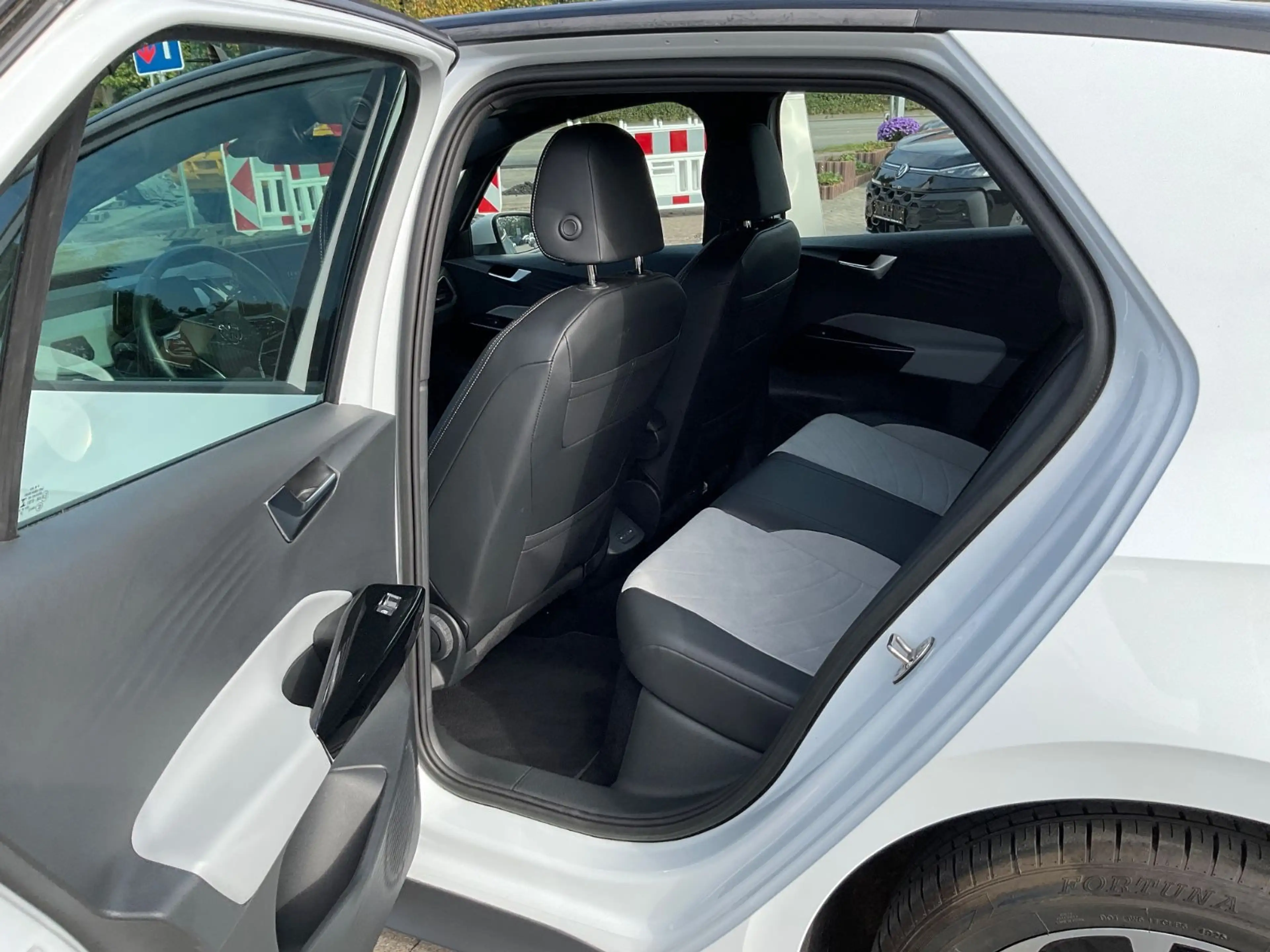Volkswagen ID.3 Pro 62kWh,Navi,Sitzheizung,Carplay,ACC — photo 10