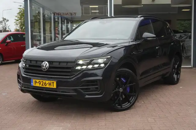 Volkswagen Touareg 3.0 TSi 4MOTION R-Line | Automaat | Navigatie | Pa