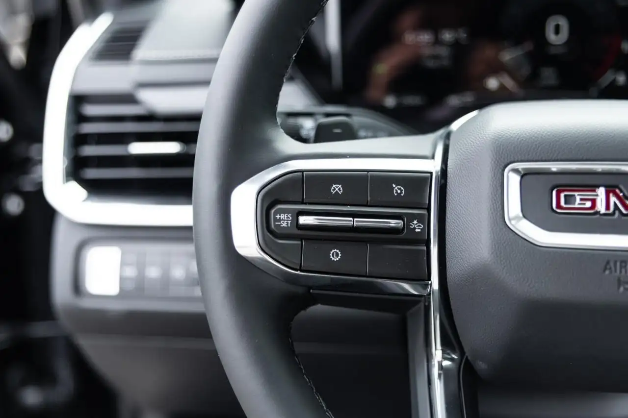 GMC Acadia снимка GMC Acadia