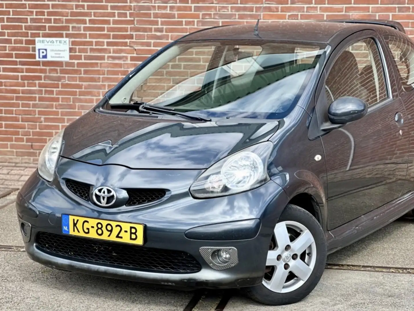 Toyota Aygo 1.0-12V |Airco |Nieuwe APK |Stuurbkr Серый - 2