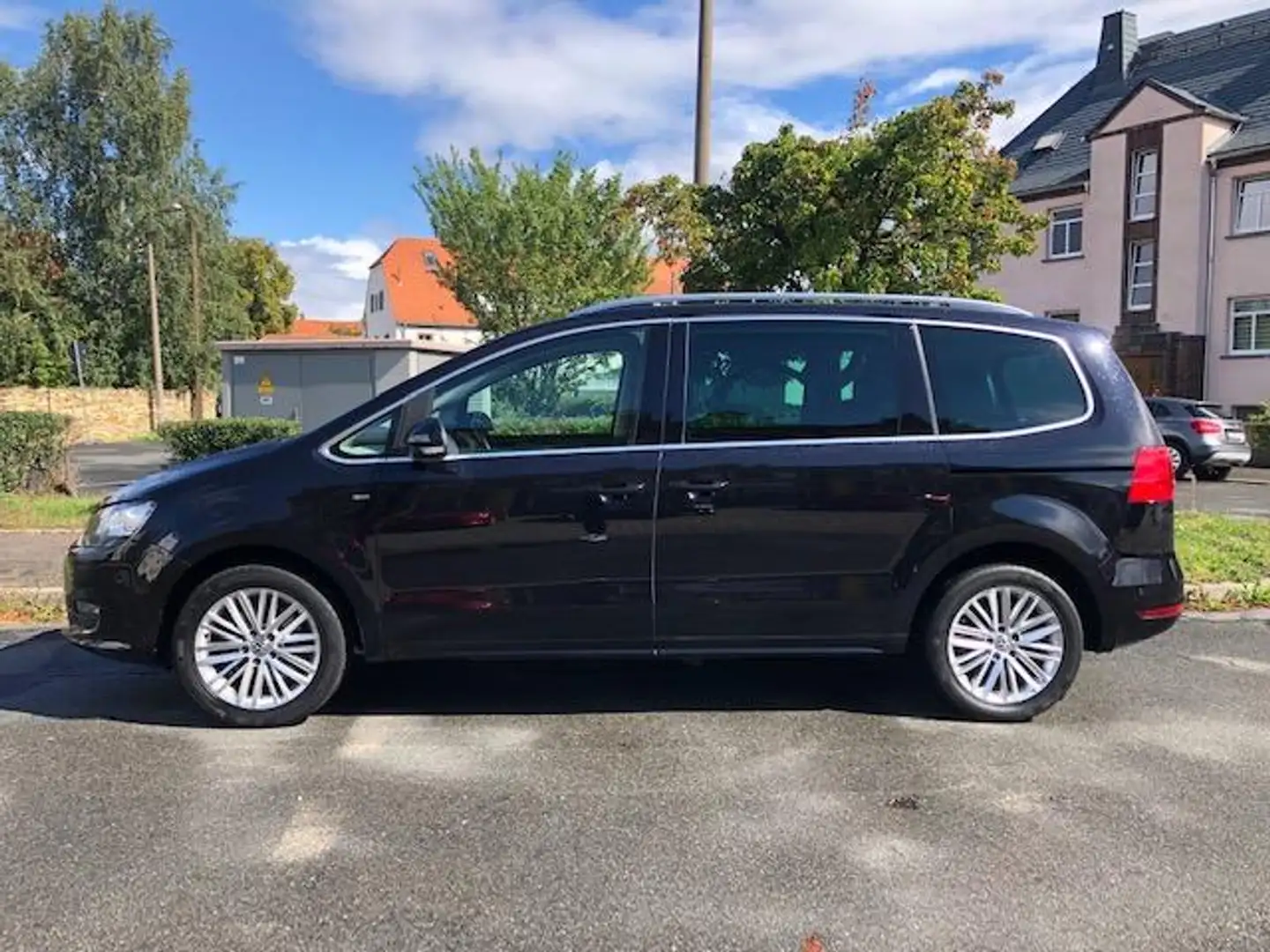 Volkswagen Sharan DSG * CUP * AHK * EPH * Navi Negro - 2